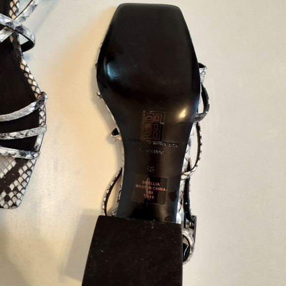 Sigerson Morrison leather snake print square toe block heel sandals - Picture 9 of 10